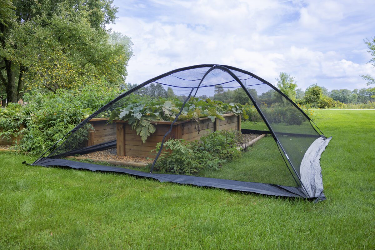 Deluxe Pond Cover Tent